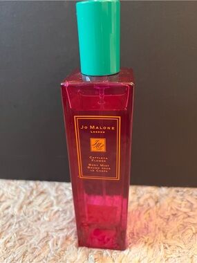 Jo Malone Cattleya Flower Body Mist — Pink Bottle with Green Cap